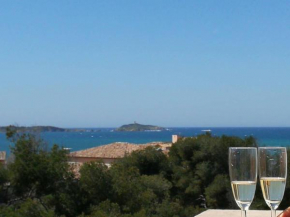 Domaine de la Coudoulière, T2 climatisé terrasse vue mer sans vis à vis plage à 100m